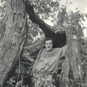 Gilles Morin au chêne de Trébran en Concoret en 1987