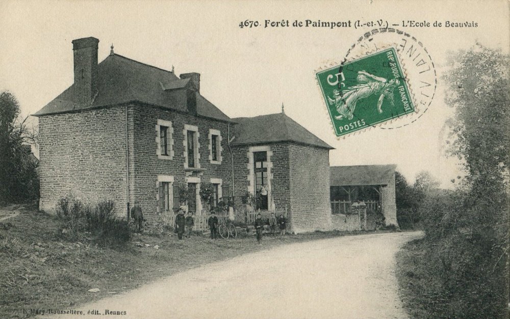 Carte postale de l'école laïque du hameau de Beauvais