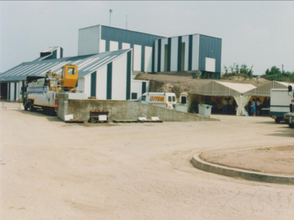 La première usine de traitement des déchets à Point-Clos